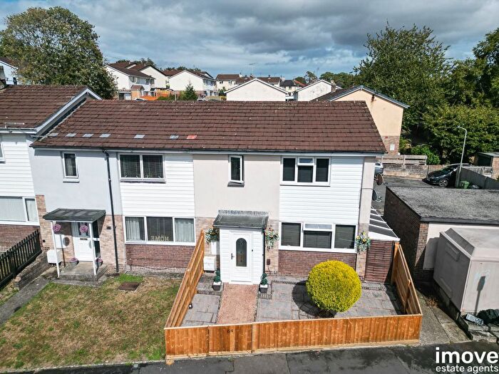 3 Bedroom End Terrace House For Sale In Manor Road, Newton Abbot, TQ12