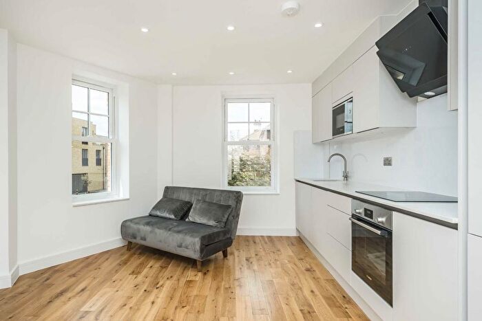 Studio To Rent In Haydons Road, Haydon's Road, SW19