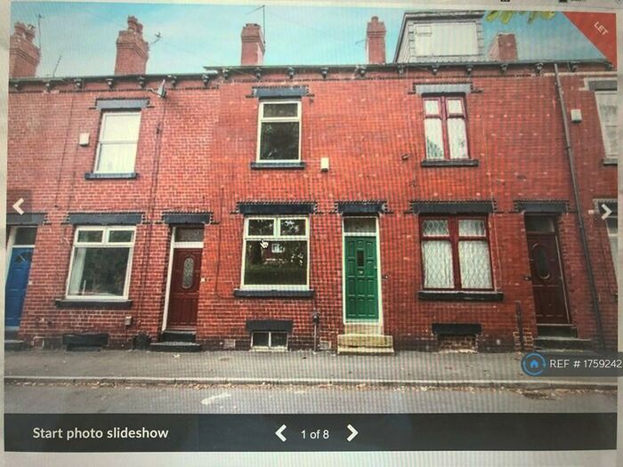 3 Bedroom Terraced House To Rent In Grove Road, Leeds, LS15