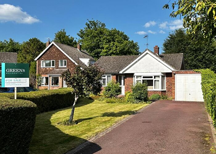 3 Bedroom Detached Bungalow For Sale In Croft End, Letcombe Regis, OX12