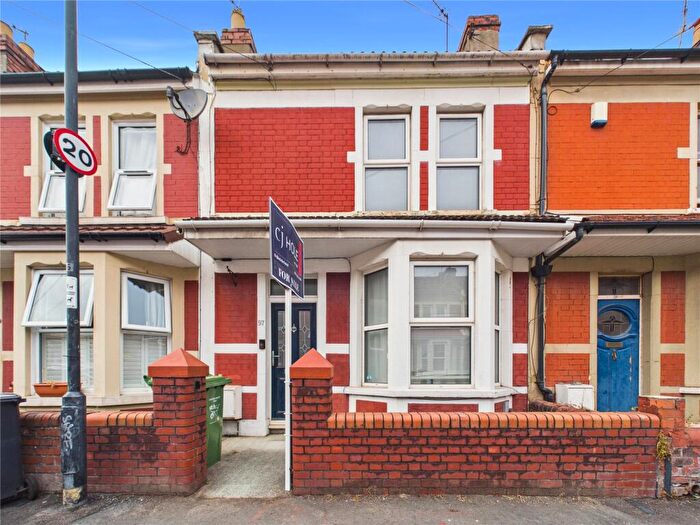 2 Bedroom Terraced House For Sale In Sandholme Road, Bristol, BS4