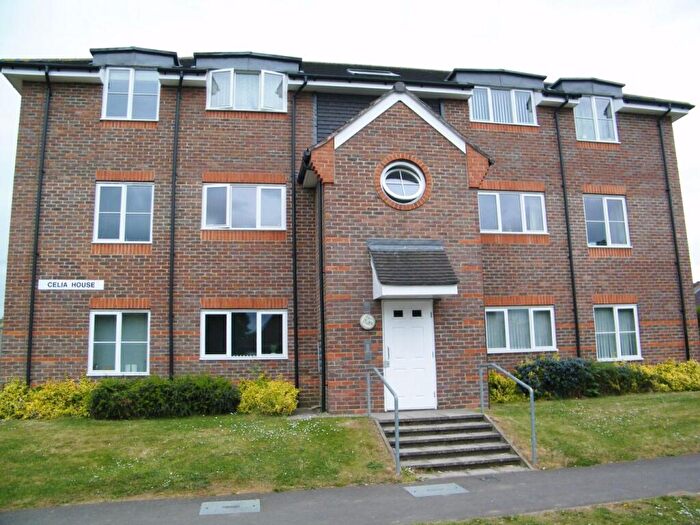 1 Bedroom Apartment To Rent In Ludwick Way, Welwyn Garden City, AL7