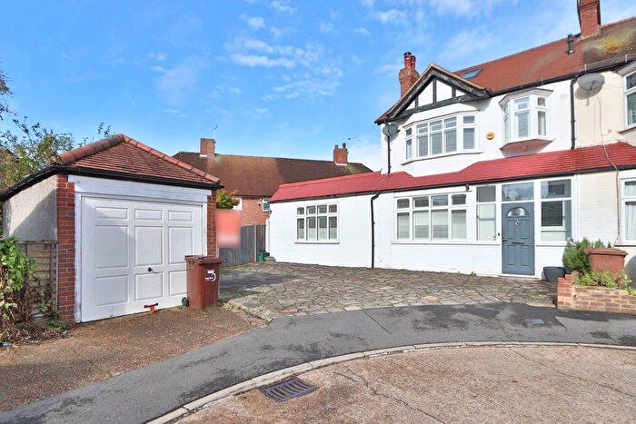 4 Bedroom End Of Terrace House To Rent In Brook Close, London, SW20