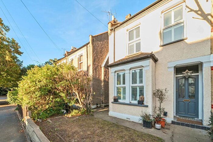 3 Bedroom Semi-Detached House For Sale In Rowden Road, Beckenham, BR3