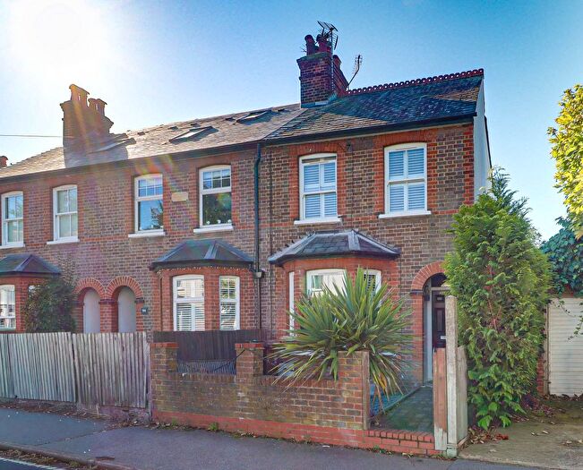3 Bedroom End Of Terrace House For Sale In Cambridge Road, St. Albans, AL1