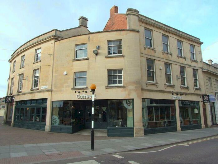 2 Bedroom Apartment To Rent In , Silver Street, Trowbridge, BA14