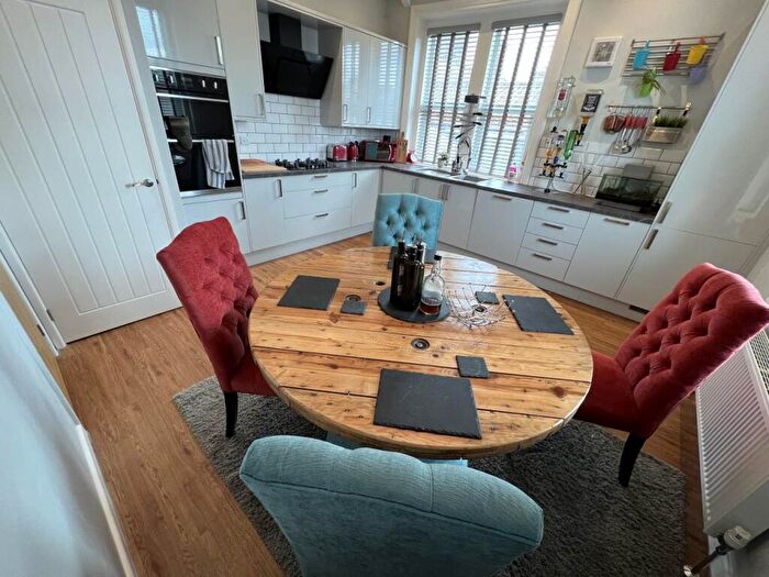 3 Bedroom Flat To Rent In Petticoat Lane, Dilton Marsh, Nr Westbury, BA13