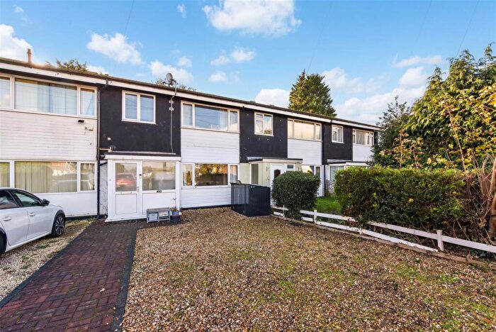 3 Bedroom Terraced House For Sale In Beacon Way, Park Gate, SO31