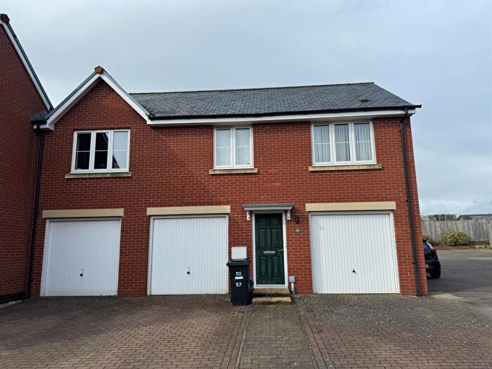 2 Bedroom House To Rent In Webbers Way, Tiverton, EX16