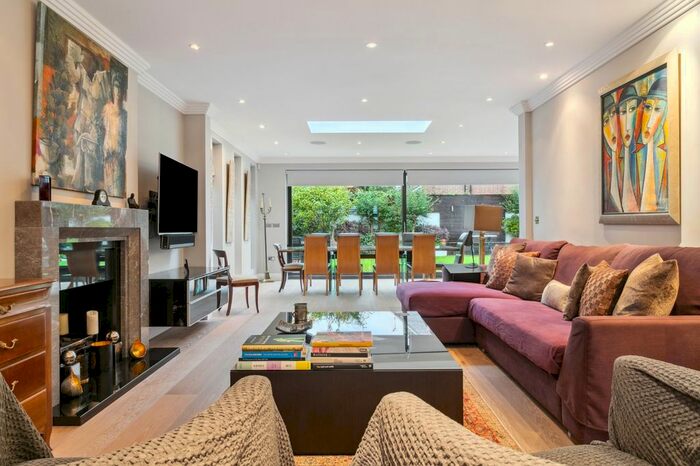 4 Bedroom Detached House To Rent In Clare Lawn Avenue, London, SW14