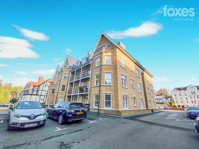 3 Bedroom Flat To Rent In Exton Gardens, 70 Knyveton Road, Bournemouth BH1