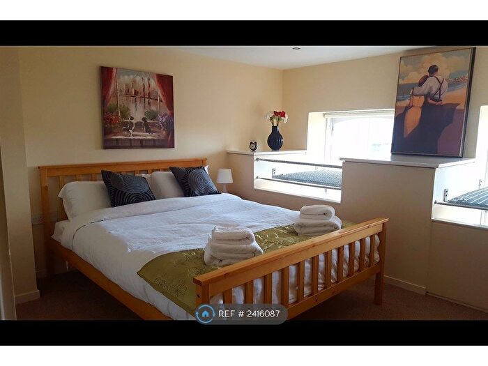 2 Bedroom Maisonette To Rent In Giles Street, Edinburgh, EH6