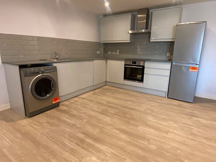 3 Bedroom Flat To Rent In London Road, Wembley, HA9