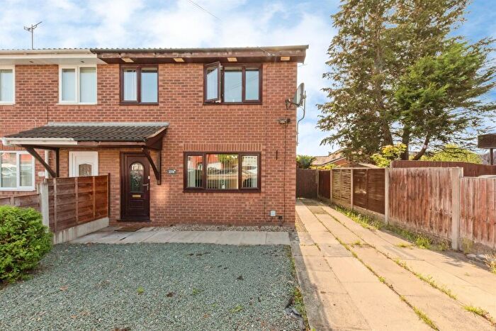 3 Bedroom Semi-Detached House For Sale In Crook Lane, Winsford, CW7