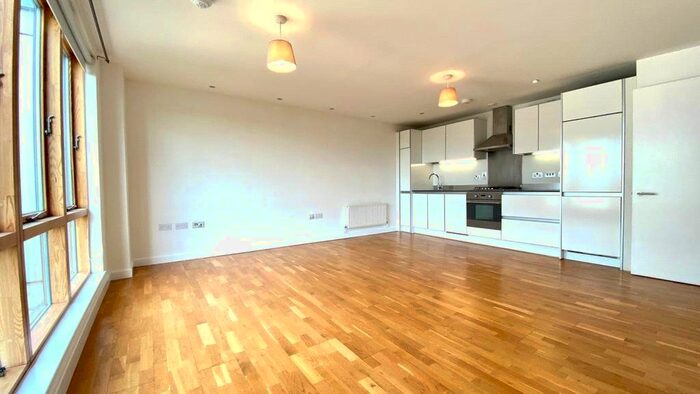 1 Bedroom Flat To Rent In Hermitage, Chatham Street, Reading, Berkshire, RG1