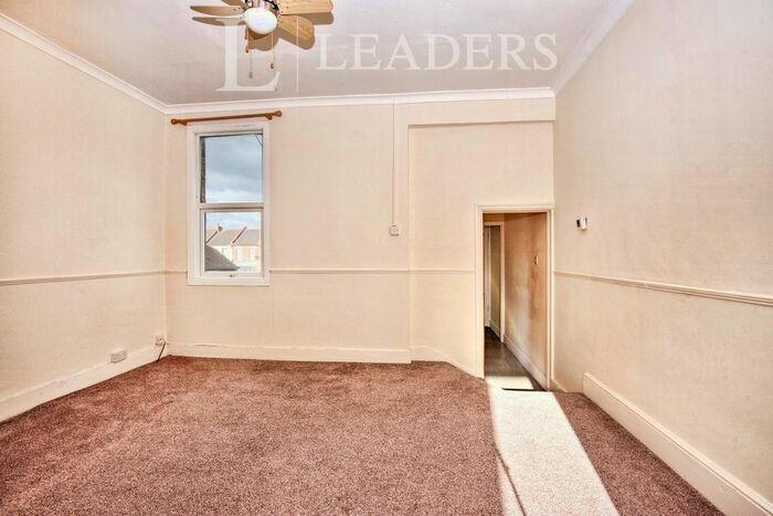 1 Bedroom Flat To Rent In Wallis Avenue, Southend-On-Sea SS2