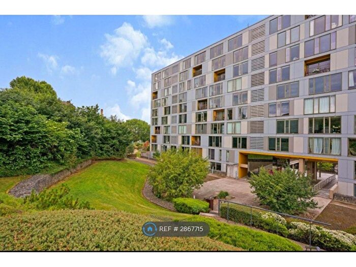 1 Bedroom Flat To Rent In The Avenue, Leeds, LS9