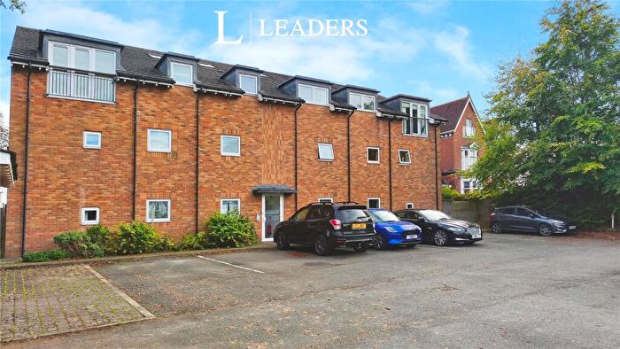 1 Bedroom Apartment For Sale In Monyhull Hall Road, Birmingham, West Midlands, B30