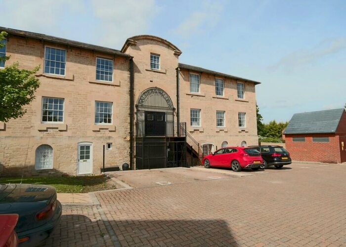 2 Bedroom Flat To Rent In Claypit Lane, East Challow, OX12