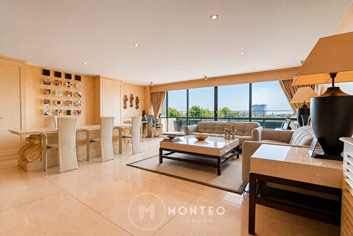 2 Bedroom Flat For Sale In The Quadrangle, London, W2