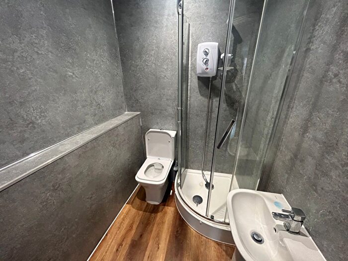 1 Bedroom Flat To Rent In Queen Square, Wolverhampton, WV1