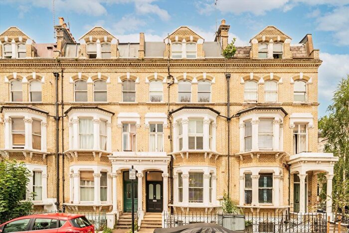 2 Bedroom Flat For Sale In Matheson Road, West Kensington, W14