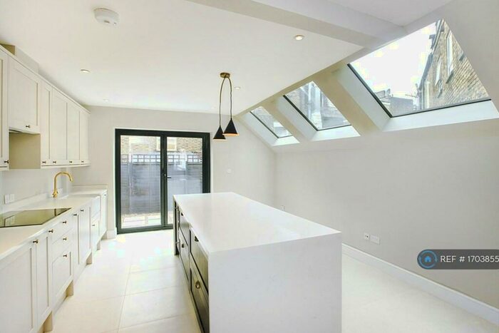 5 Bedroom Semi-Detached House To Rent In Napier Road, London, NW10