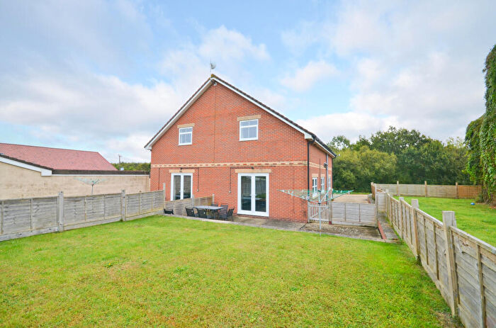 3 Bedroom Semi-Detached House To Rent In Forest Road, Newport, Isle Of Wight, PO30