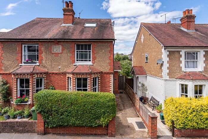 3 Bedroom Semi Detached House For Sale In Bailey Road, Westcott, RH4