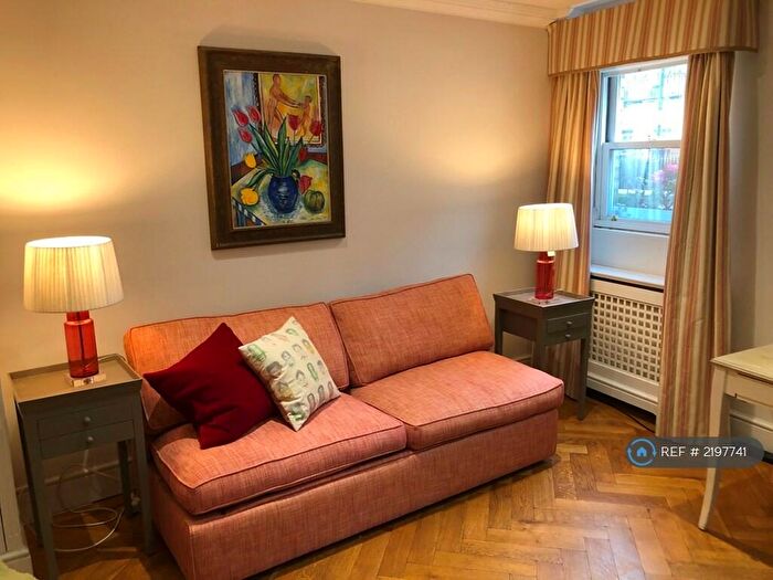 Studio To Rent In Grove Lane, London, SE5