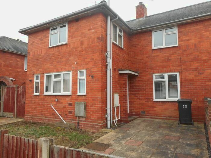 3 Bedroom Semi-Detached House To Rent In The Parade, Princes Street, Nuneaton, CV11