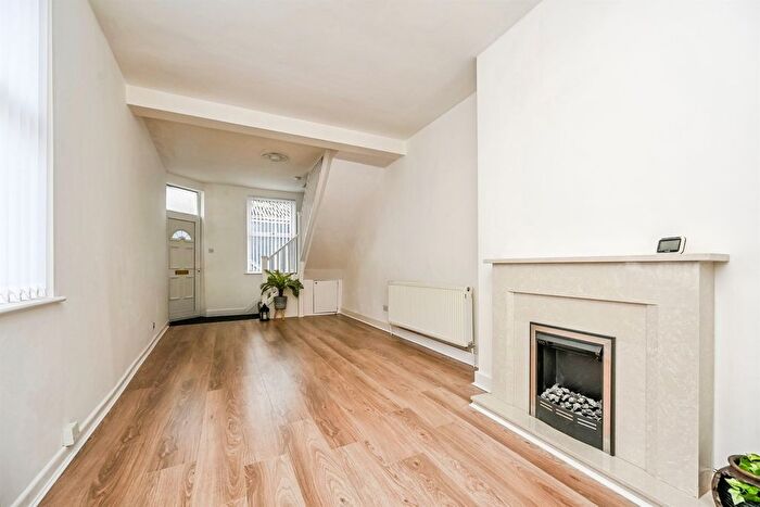 2 Bedroom End Terrace House For Sale In Waterloo Street, Liverpool, L15