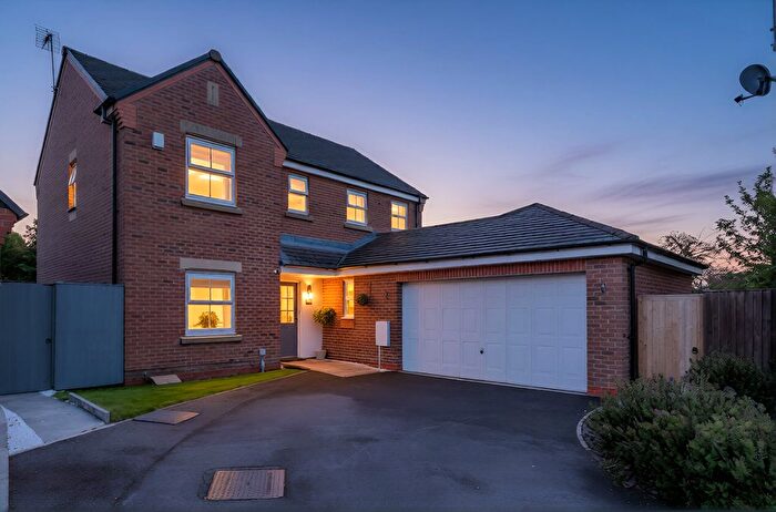 4 Bedroom Detached House For Sale In Dam Wood Close, Chorley, PR7