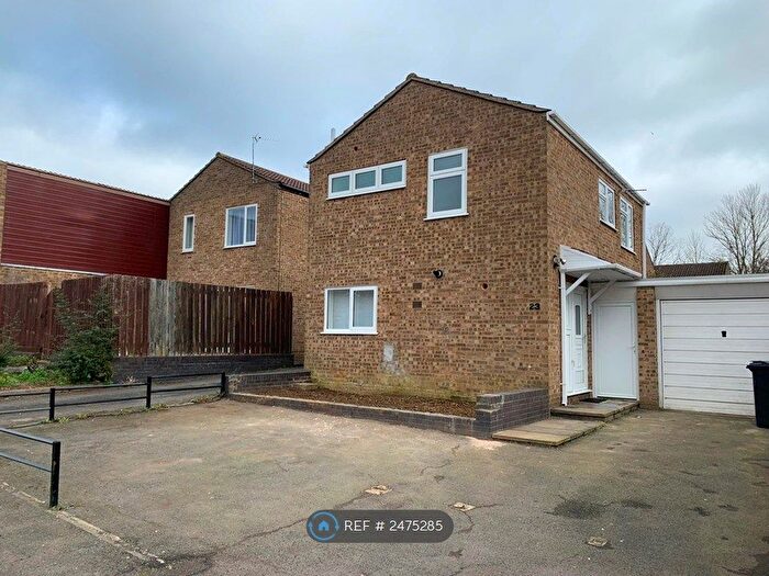 3 Bedroom Detached House To Rent In Thetford Close, Corby, NN18