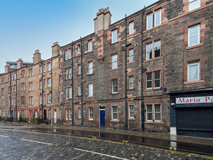 1 Bedroom Flat To Rent In Henderson Gardens, Leith, Edinburgh, EH6