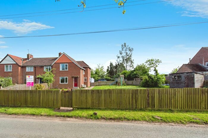 3 Bedroom End Of Terrace House For Sale In Green Lane, Great Barton, Bury St. Edmunds, IP31