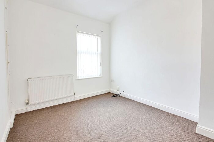 2 Bedroom End Of Terrace House To Rent In Belvoir Road, Widnes, WA8