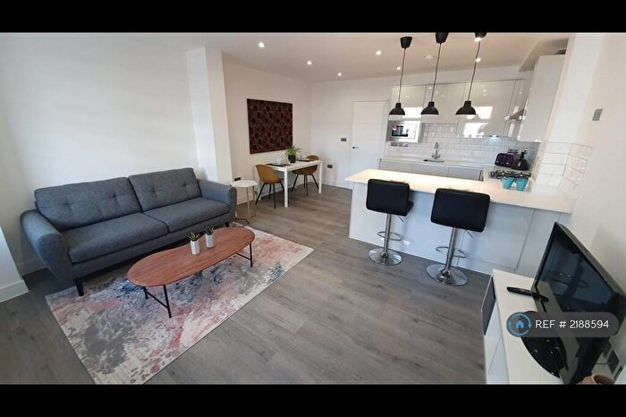 1 Bedroom Flat To Rent In Aldgate East, London, E1