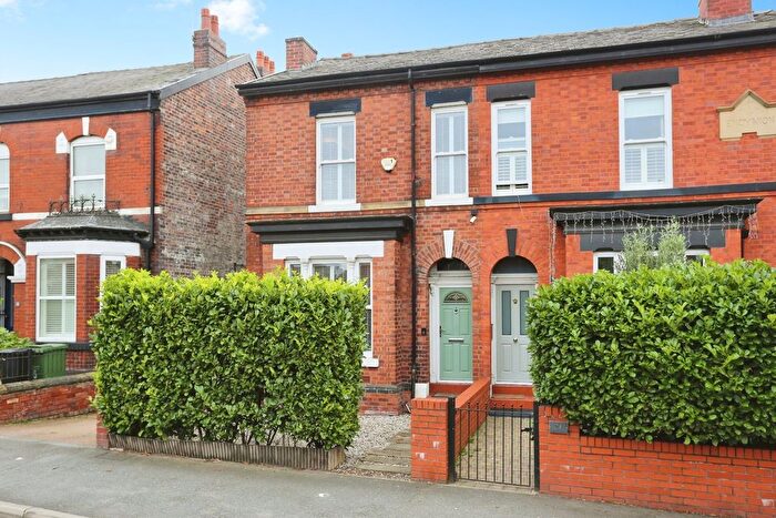 2 Bedroom End Of Terrace House For Sale In Didsbury Road, Heaton Norris, Stockport, SK4