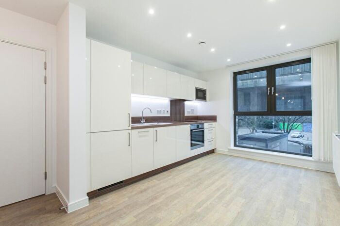 1 Bedroom Flat To Rent In Waterside Park, Bramwell Way, Royal Docks, London, E16