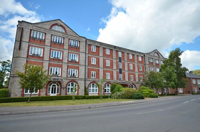 2 Bedroom Apartment For Sale In Downton, Salisbury, Wiltshire, SP5