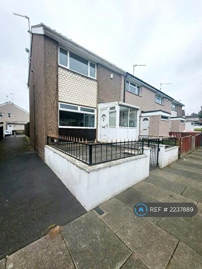 2 Bedroom End Of Terrace House To Rent In Rosedale Walk, Leeds, LS10
