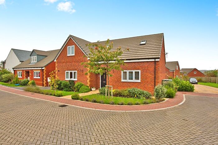 3 Bedroom Bungalow For Sale In Lime Close, Chard, TA20