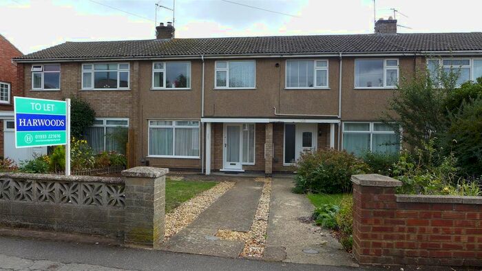 3 Bedroom Property To Rent In Windmill Avenue, Kettering, NN15