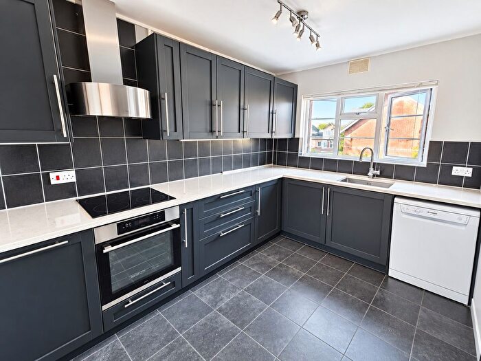 2 Bedroom Flat To Rent In Banister Grange, Banister Road, Southampton, SO15
