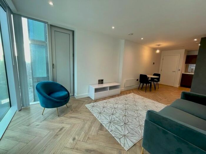 1 Bedroom Flat To Rent In Silvercroft Street, Manchester, M15