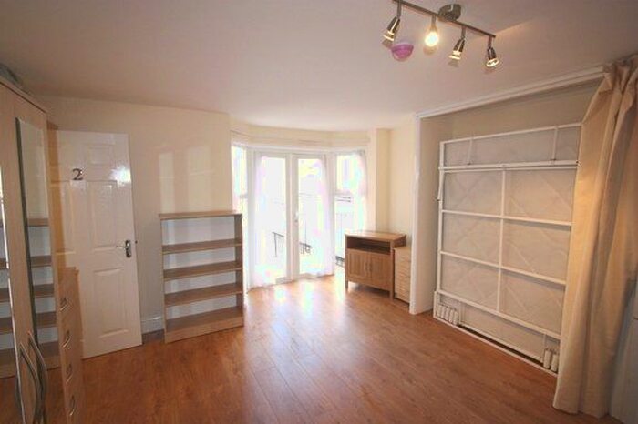 Studio To Rent In York Road, Edgbaston, Birmingham, B16