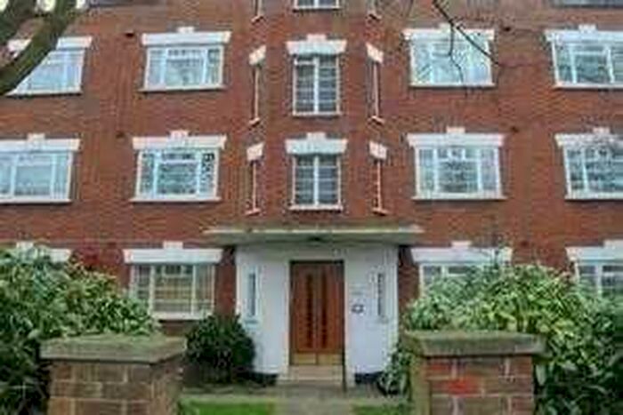 2 Bedroom Flat To Rent In Merton Mansions, Bushey Road, Raynes Park, SW20