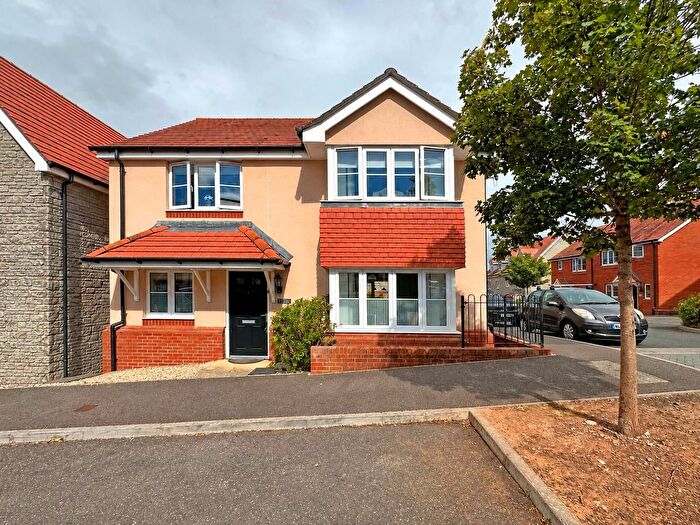 4 Bedroom Detached House For Sale In Sentrys Orchard, Exminster, EX6