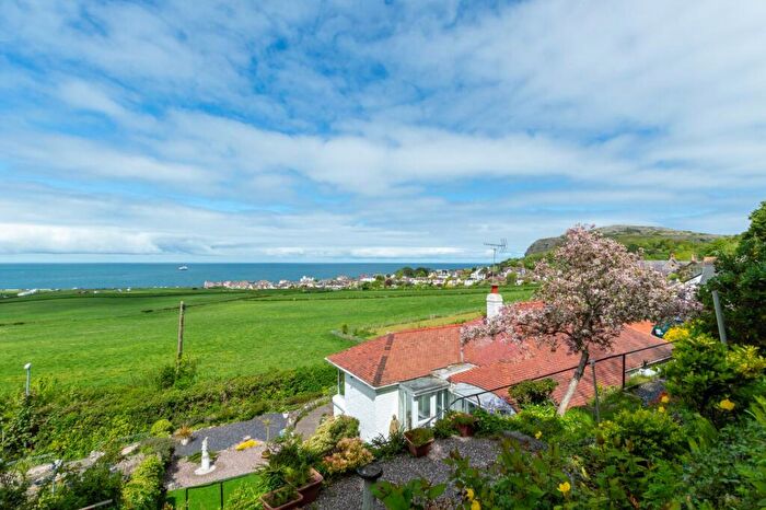 3 Bedroom Bungalow For Sale In Bodafon Road, Llandudno, Conwy, LL30